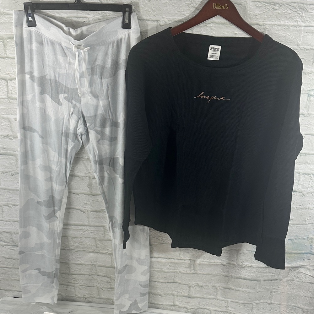 PINK Victoria's Secret Black and White Pajama Set